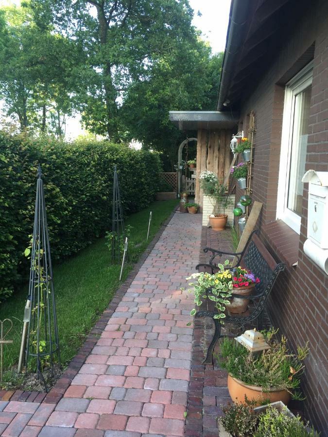 Haus Toquard Apartamento Wittmund Exterior foto